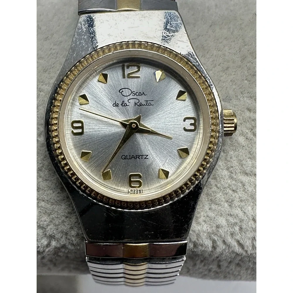 Oscar De La Renta Ladies Watch LR2261 New‎ Battery 23MM 6